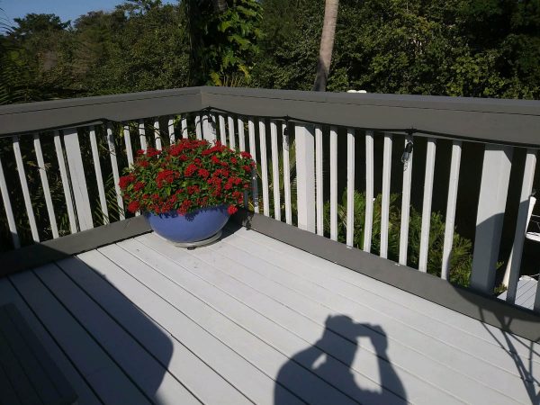 Custom Decks and Docks Buidlers